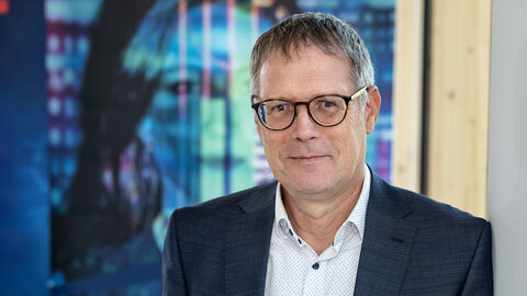 Dr. Detlef Terzenbach - Kontakt push!-Stipendium Dr. Detlef Terzenbach - Kontakt push!-Stipendium